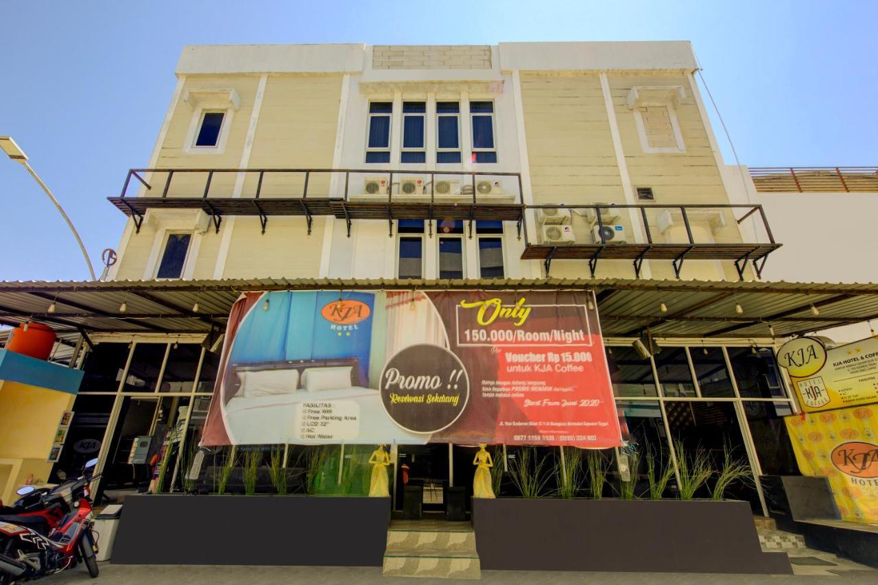 Oyo 3791 Hotel Kja Tegal  Exterior foto