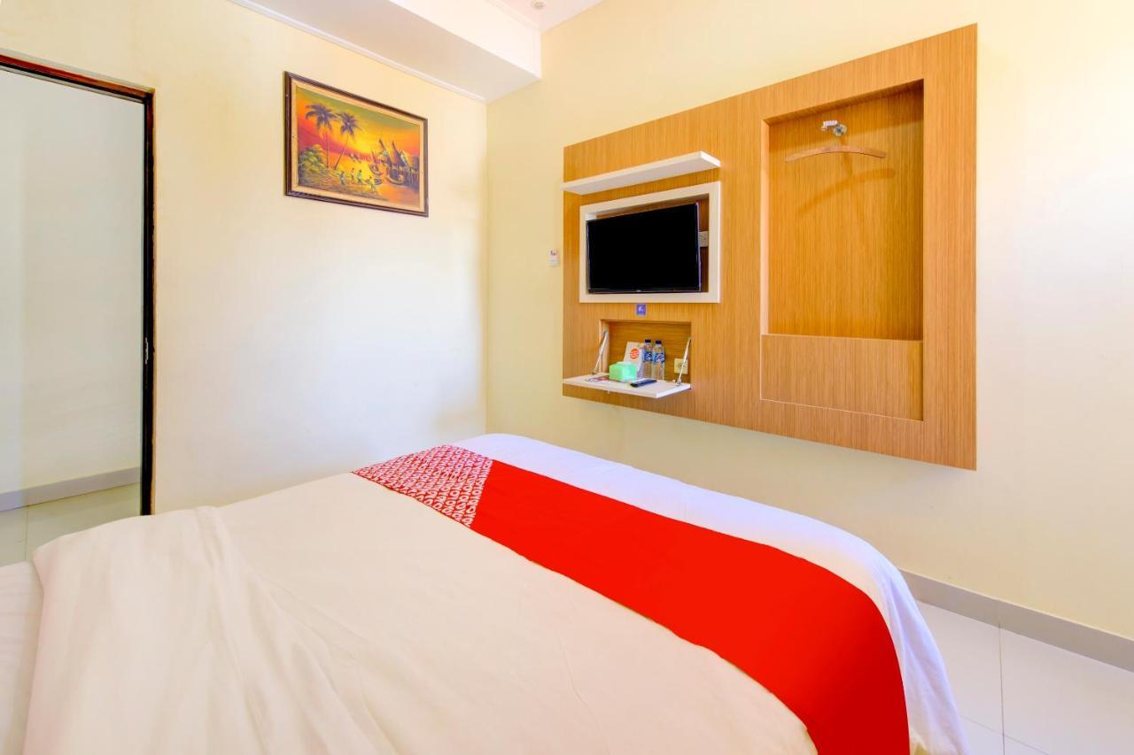 Oyo 3791 Hotel Kja Tegal  Exterior foto